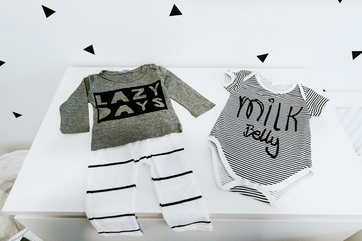 3 things I look for when buying baby clothes online