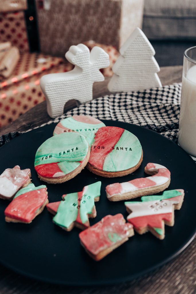 Easy Christmas Fondant Cookies